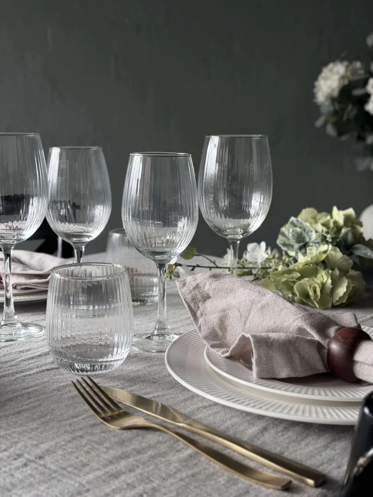 Vinglas Rillet med guld kant - 4 stk. 350ml