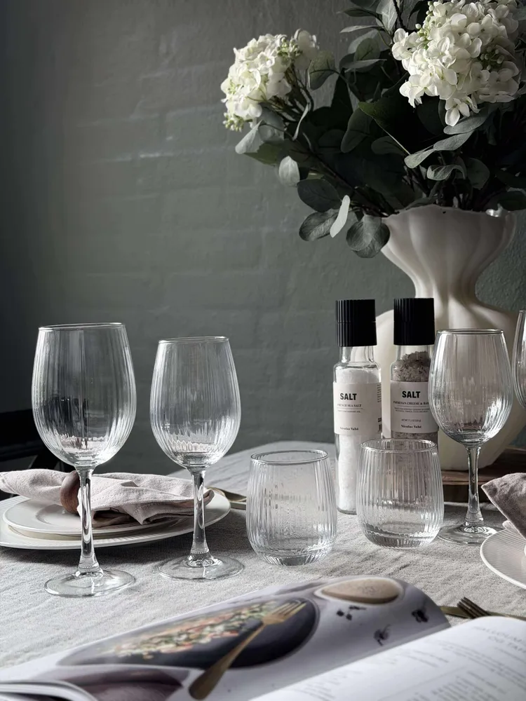 Vinglas Rillet med guld kant - 4 stk. 350ml