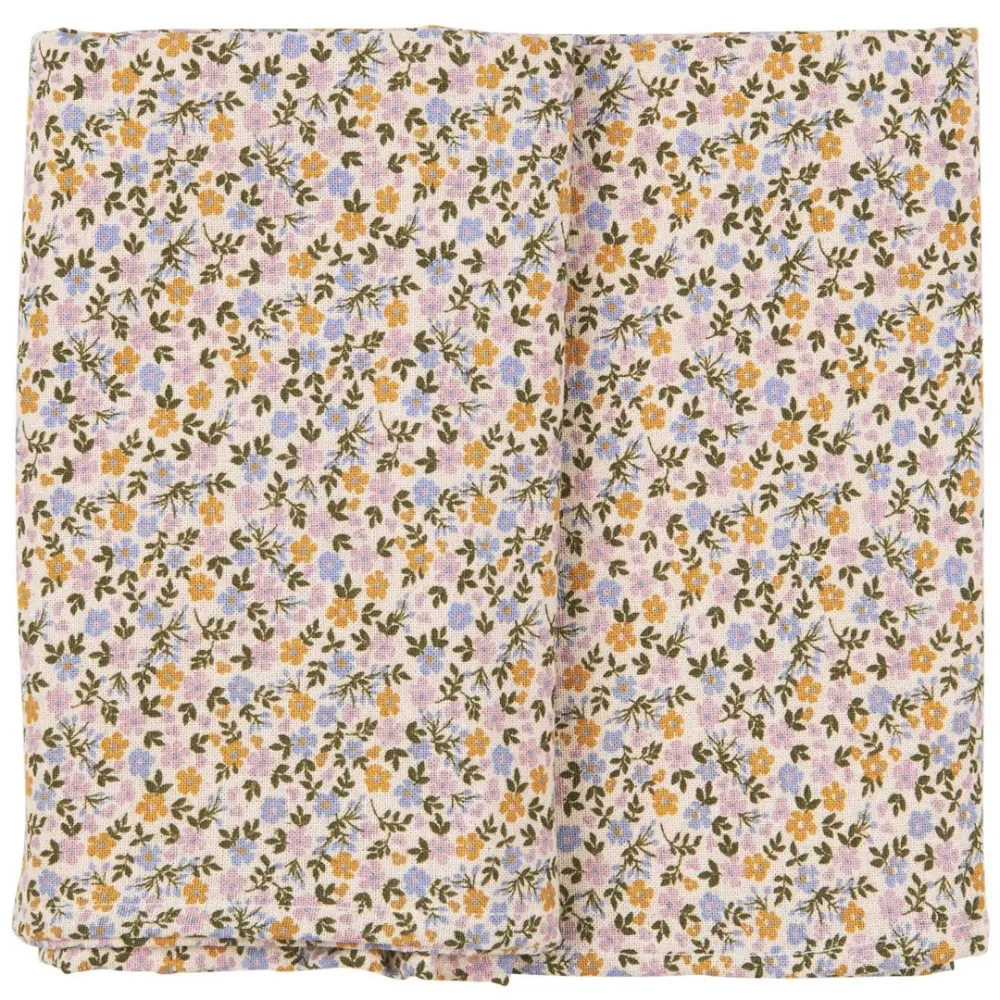 Ib Laursen - Dug Line kvadratisk m/multifarvede små blomster 150 x 150 cm