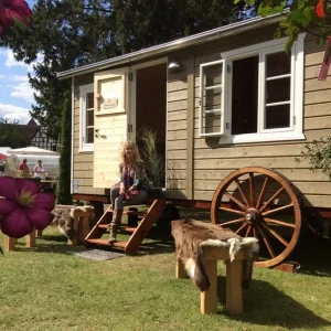 "Ammersee" saunabil - dit håndlavede mobile sauna lille hus