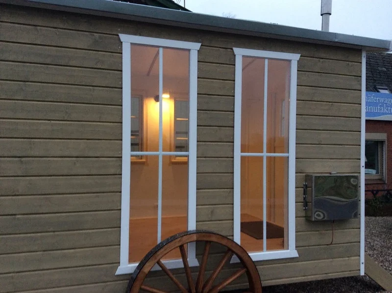 "Luisenlund" saunavogn – dit håndlavede mobile sauna-retræte