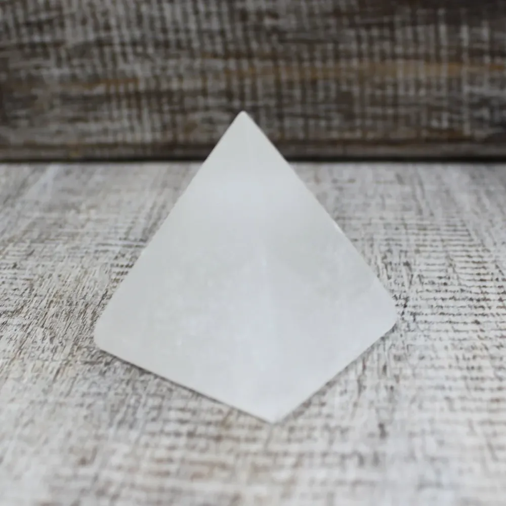 Selenit Krystal Pyramide 5 cm