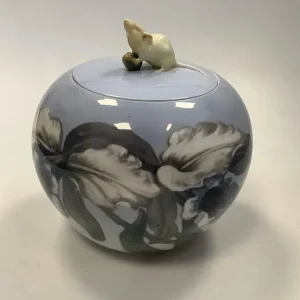 Royal Copenhagen Art Nouveau Vase med Låg af mus med nød No 1218/703
