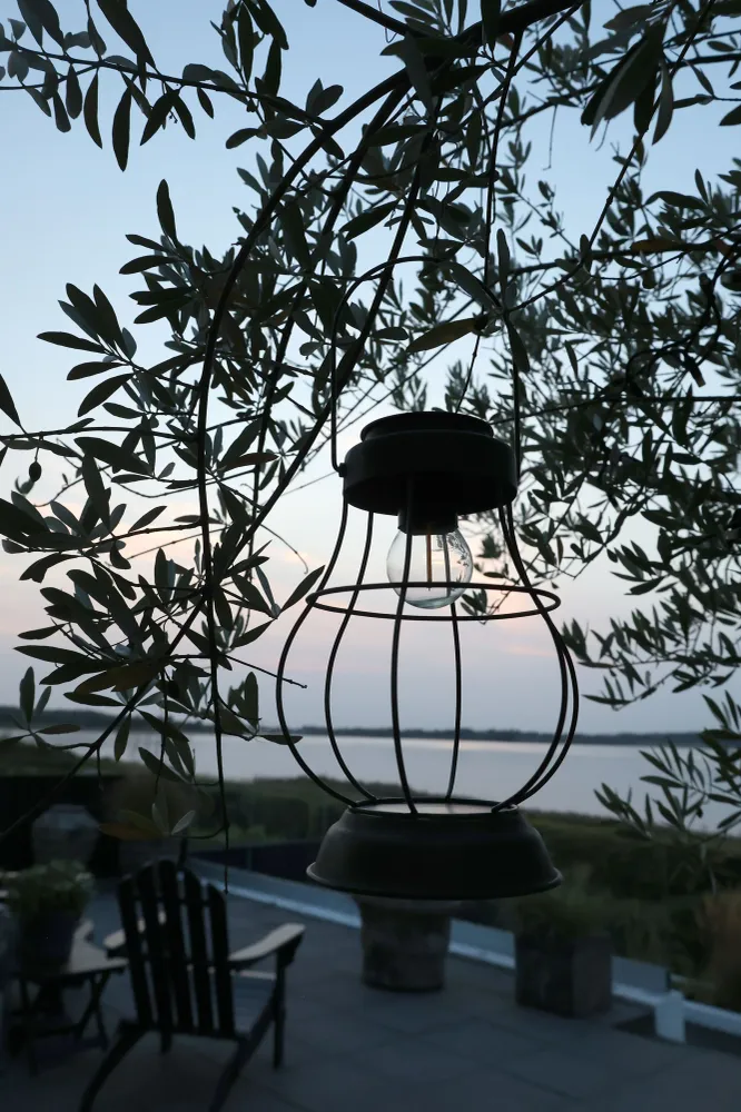 Chic Antique - Solcellelanterne LED pære H22/Ø16 cm antique zink