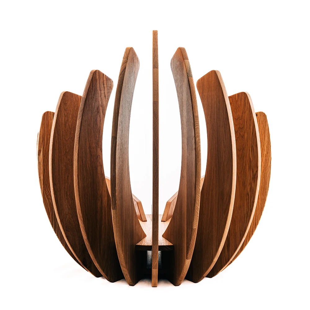 BIG LEAF Ø70cm | LYSESTAGE/SKULPTUR | MASSIVT EGETRÆ | HVIDOLIERING