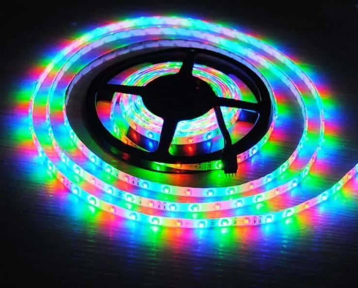 LED Strip lyskæde 5 meter m/fjernbetjeningA