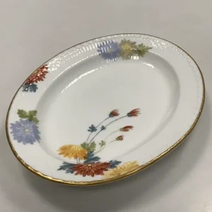 Royal Copenhagen Stel No 93 Hvid Halvblonde m. Blomster og Guldkant Ovalt Fad 30cm