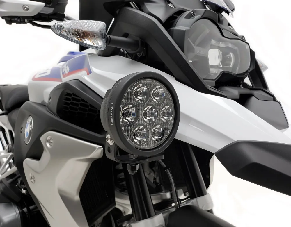 DENALI D7, B6 & Cansmart™ belysningspakke til BMW R1250GS, GSA, RT, RS, R & de fleste R1200 modeller DENALI Electronics