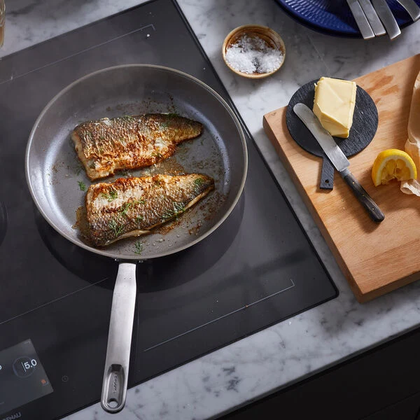 Fiskars - All Steel Stegepande med keramisk non-stick - 28 cm