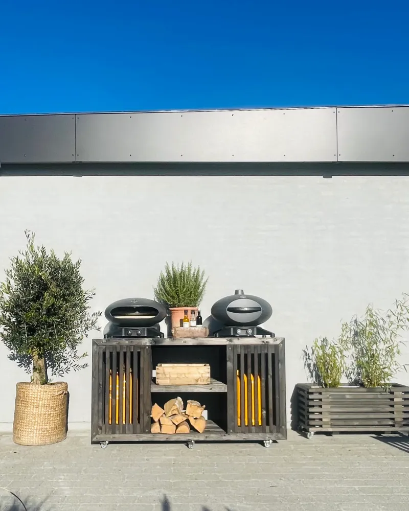 Luksus Grillbord med Paired Gasflaskeskjuler | Sorte traller 52