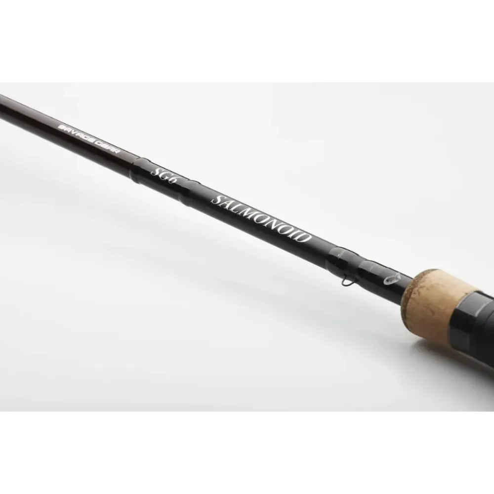 Savage Gear Salmonoid SG6 Coastal Specialist - Spinnestang til havørred og laks 246cm