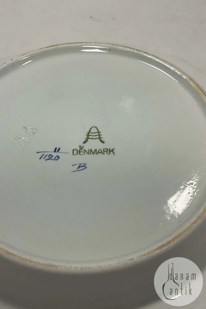 Royal Copenhagen / Aluminia Blå Tranquebar Skål No. 2660