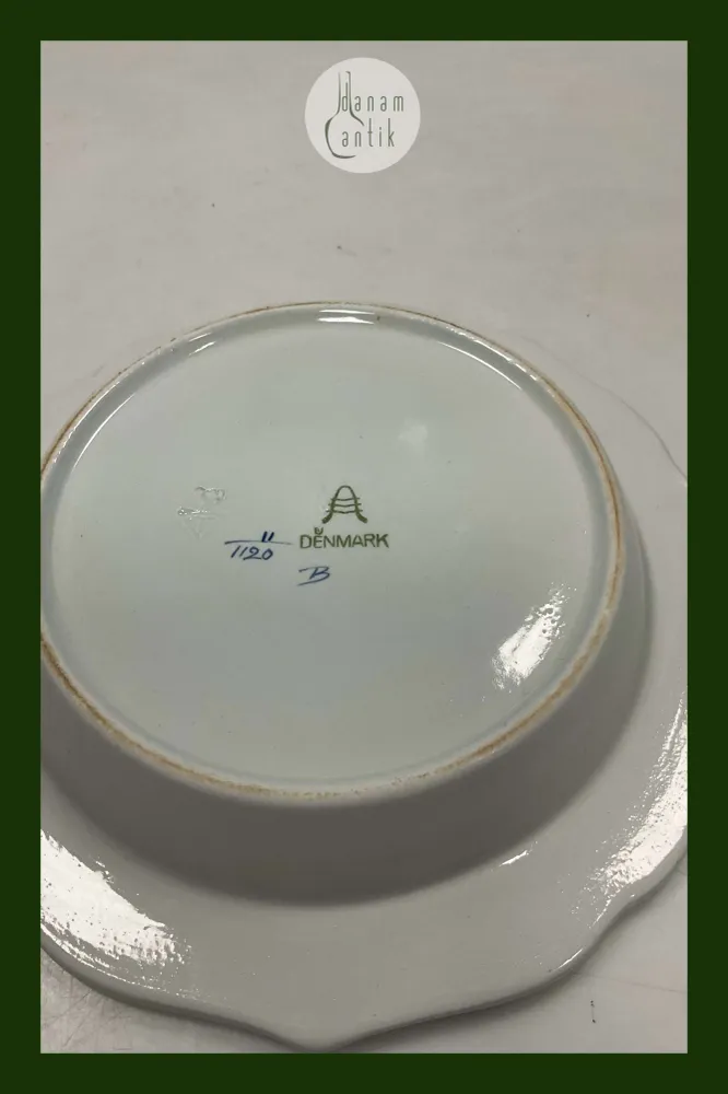 Royal Copenhagen / Aluminia Blå Tranquebar Skål No. 2660