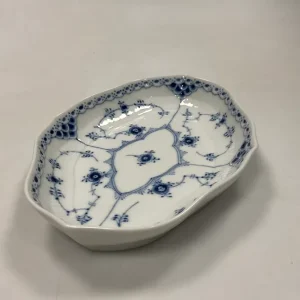 Royal Copenhagen Musselmalet Halvblonde oval assiet No 552