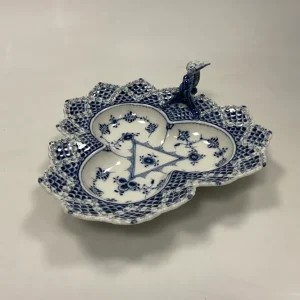 Royal Copenhagen Musselmalet Helblonde Kagefad No 1077