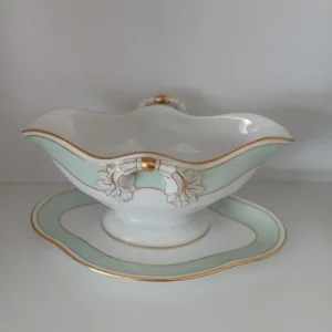 Bing & Grøndahl. Thorvaldsen, Sovseskål 22,5 cm.