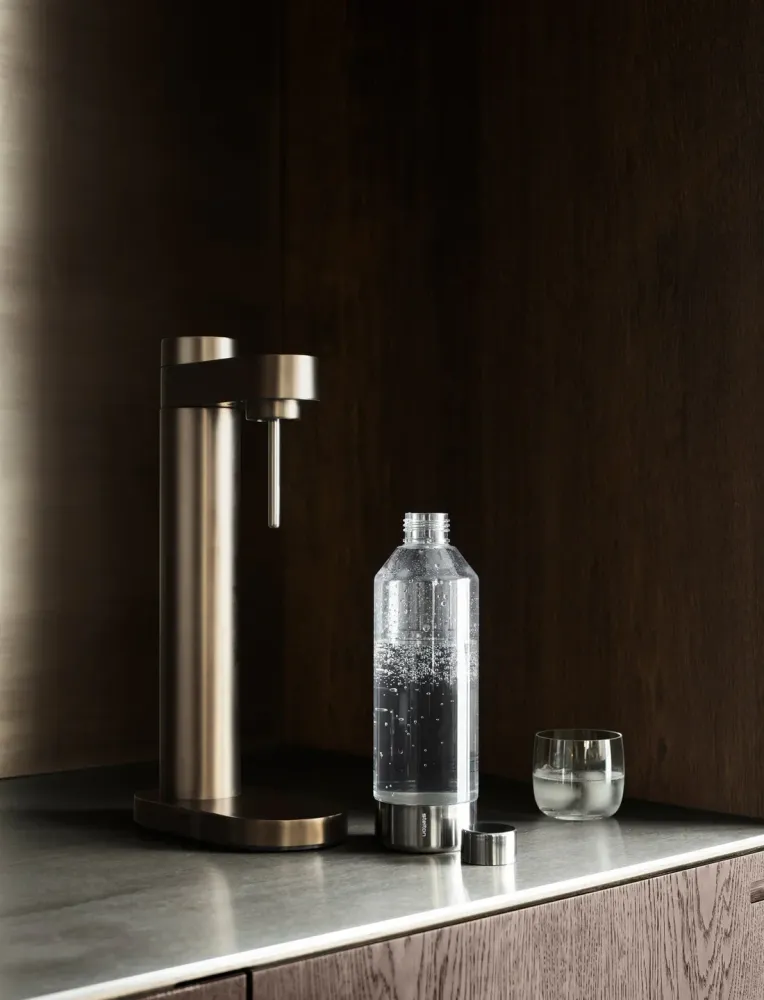 Stelton - Sodavandsmaskine BRUS onyx brown metallic