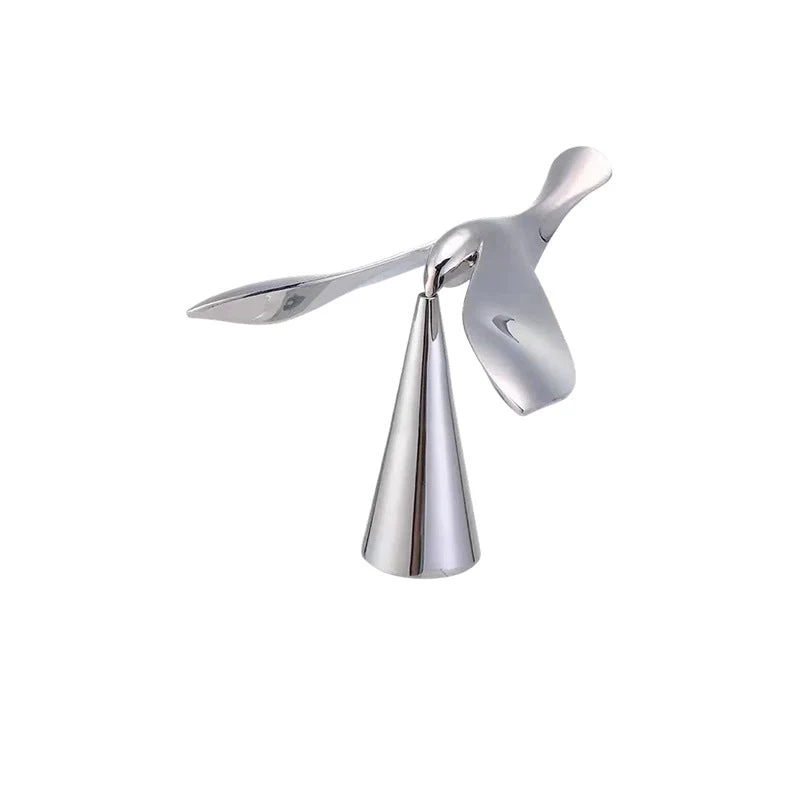 Avelis™ – Den designede flaskeåbner, der kombinerer elegance, bevægelse og enkelhed