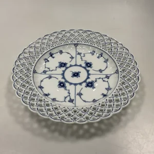 Royal Copenhagen Musselmalet Helblonde med gennembrudt kant Flad Tallerken No 1/1098