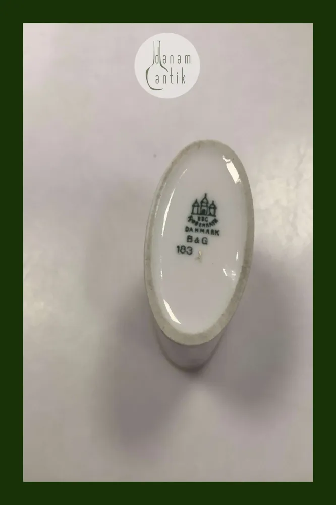Bing og Grøndahl Hartmann Lille Vase/Tandstikholder No 183