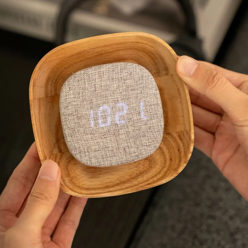 Lumos Square Clock - Vækkeur i Træ - White Ash