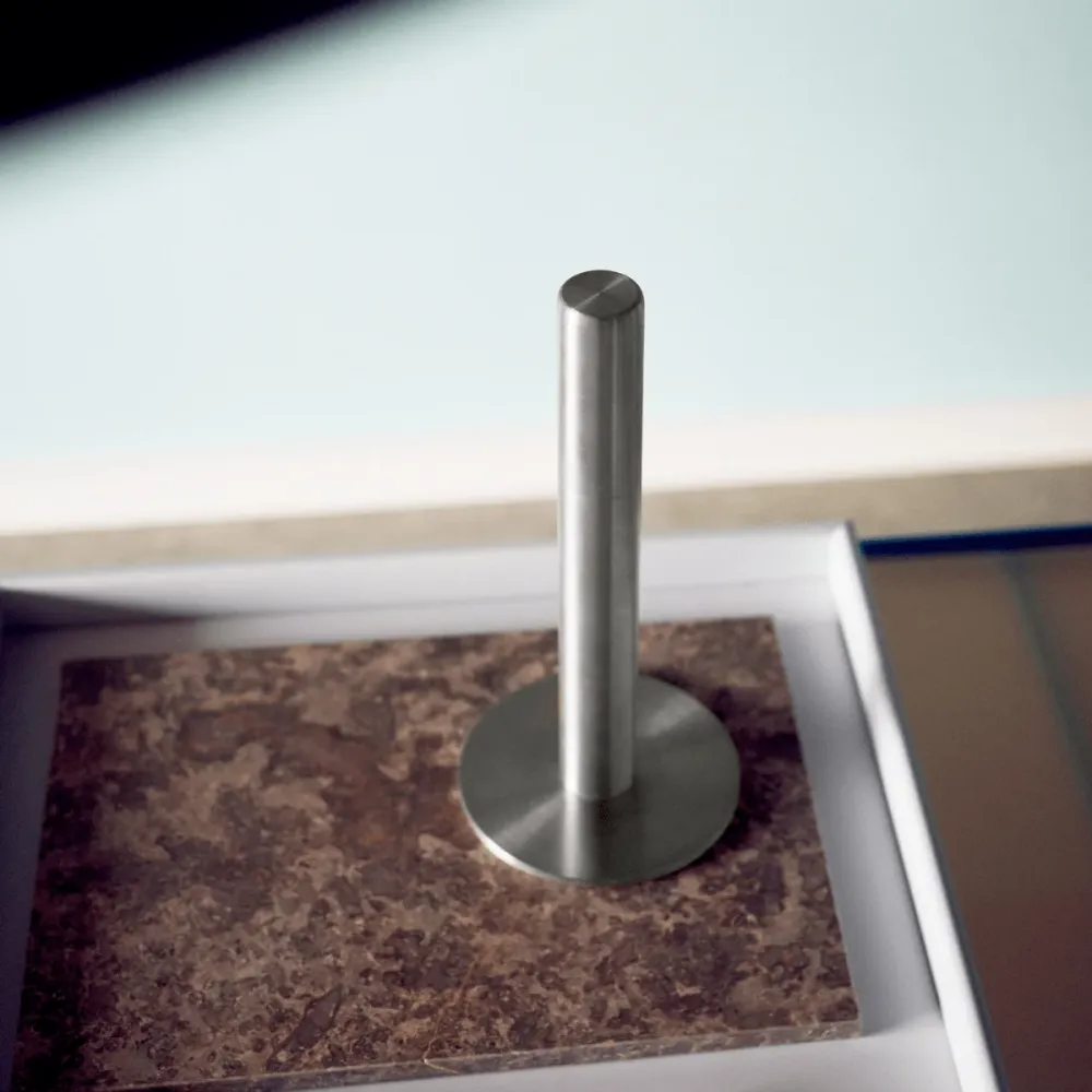 Bastant Design køkkenrulleholder - børstet rustfri Pre-order