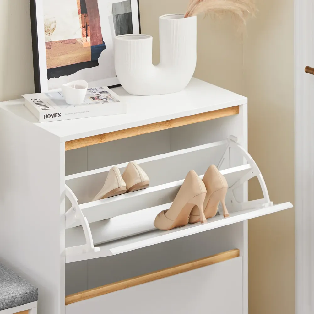Hvidt skoskab med bambusdetaljer - 60x34x91 cm - pladsbesparende design