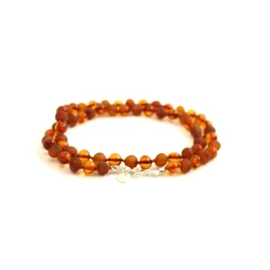 Rav halskæde med sølvlås - voksen - mat & poleret cognac - 45 cm.